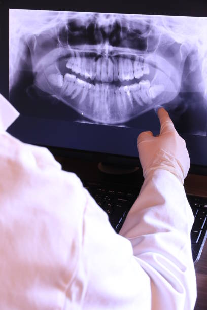 Best Emergency Dental Services for Seniors in Bellevle, IL