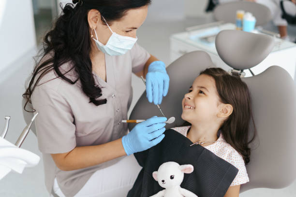Best Emergency Dentist for Lost Fillings or Crowns in Bellevle, IL