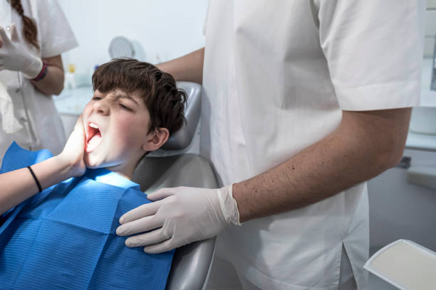 Best Broken or Cracked Tooth Emergency Dentist in Bellevle, IL