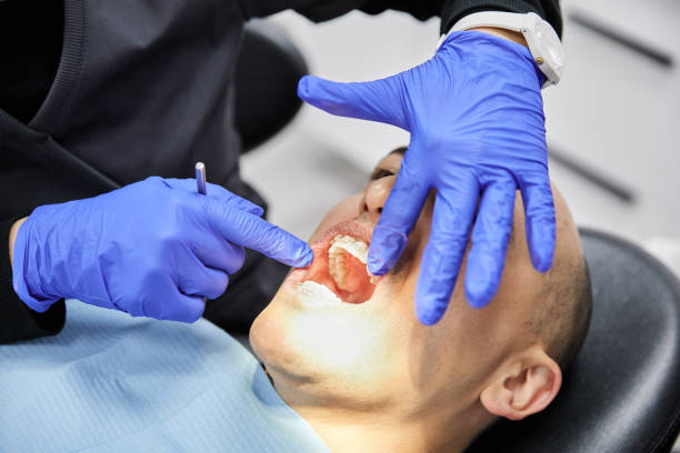Best Weekend Emergency Dentist in Bellevle, IL